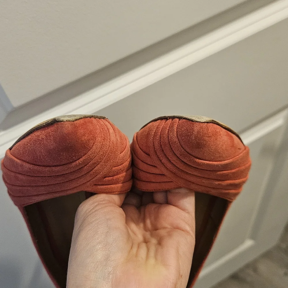 Iro Suede Pumps - Picture 7 of 8